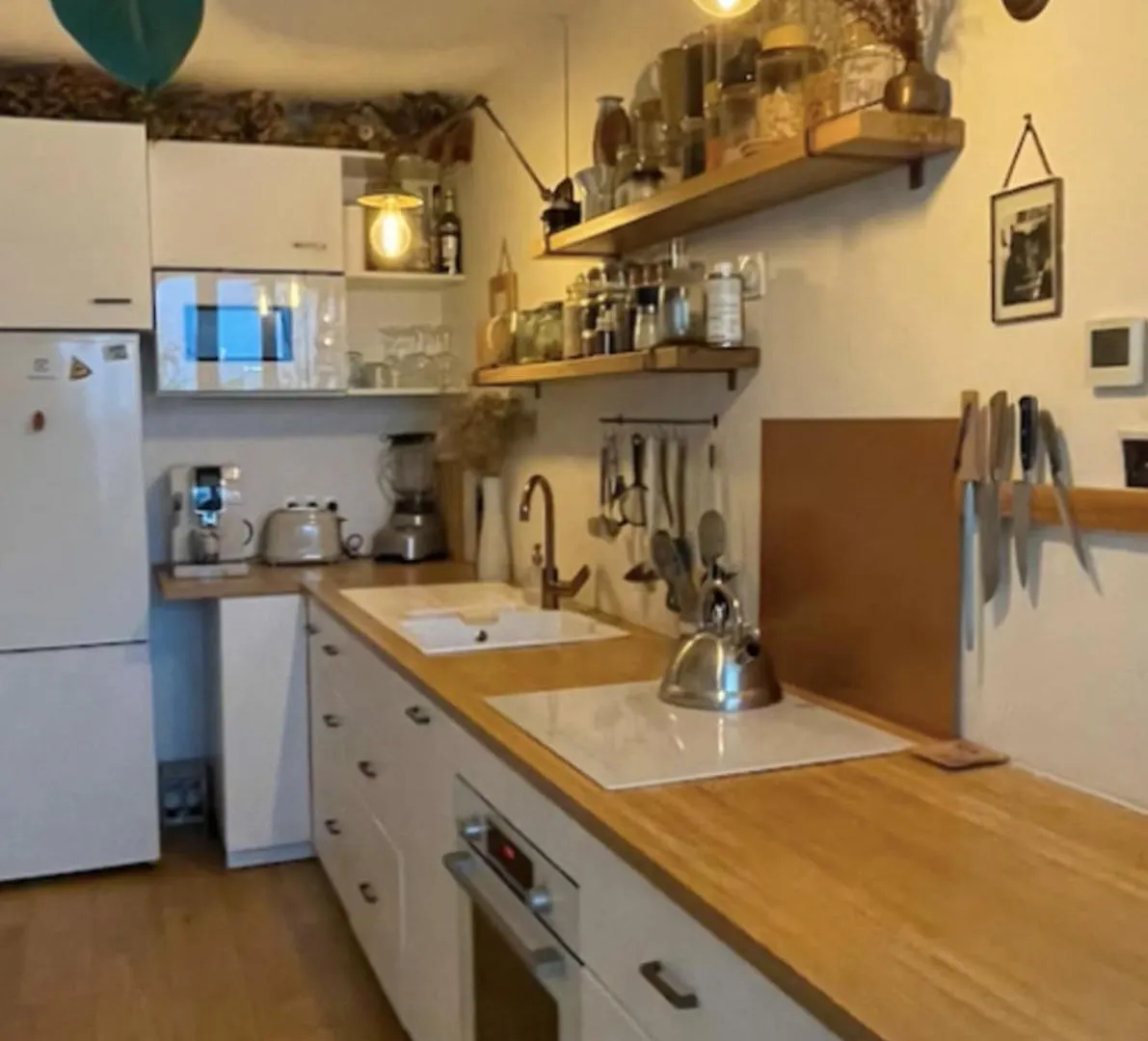 Sublime Spacious Apartment In Menilmontant Paříž